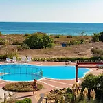 Apartament Menada *