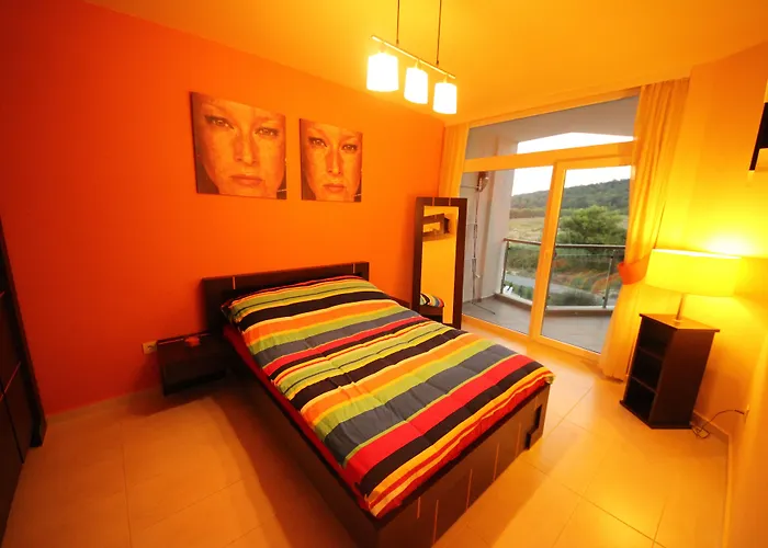 Menada アパート *