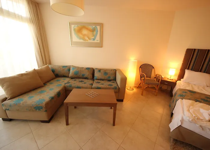 Menada アパート *