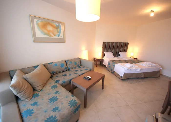 Menada アパート ソゾポル